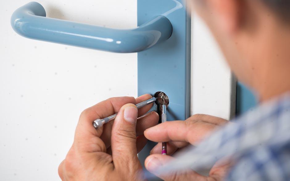 serrurier d'urgence Mours